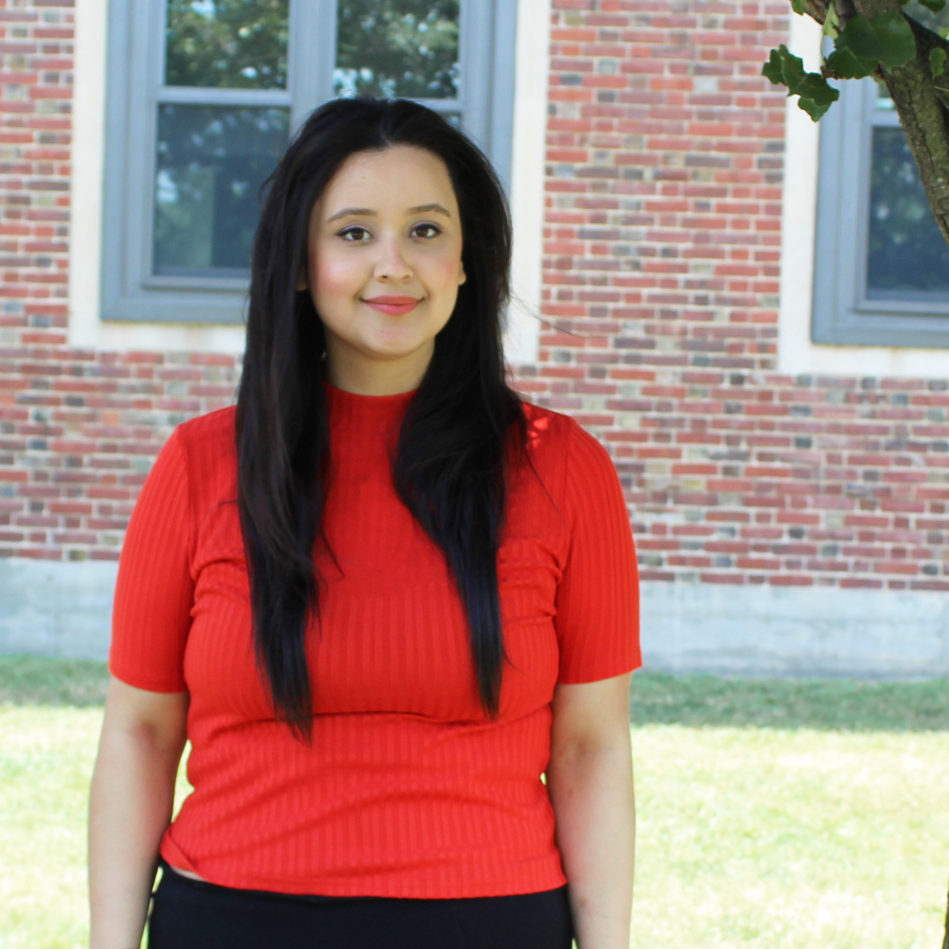 Alondra Gallego, DVM