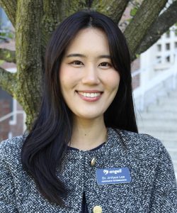Ji-Hyun Lee, DVM