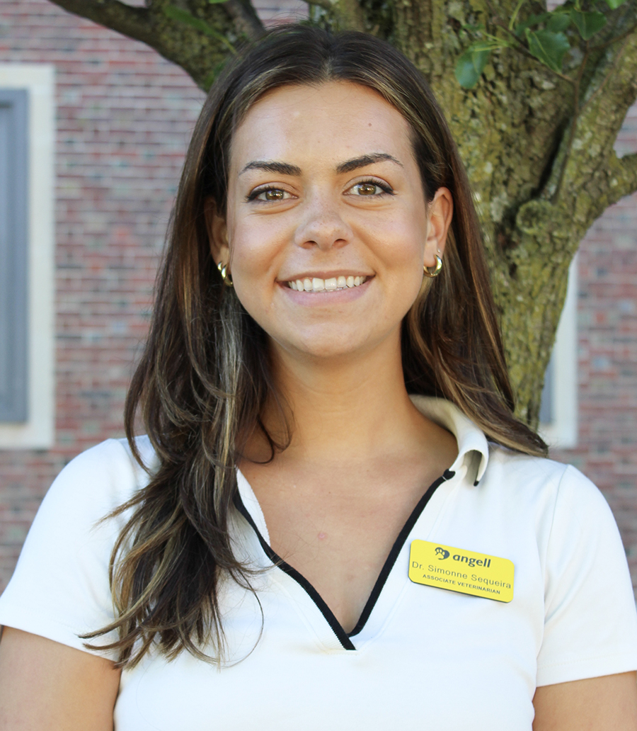 Simonne Sequeira, DVM